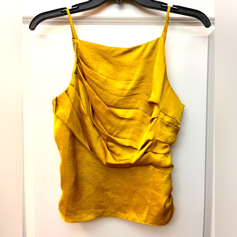 Lush gold top w/ spaghetti straps•Women’s•size M (runs small) Worn once